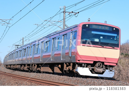 常磐線を走行するE531系赤電 118381383