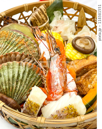 大分・別府名物　海鮮地獄蒸し 118381551