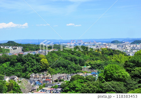 横浜市　金沢自然公園の展望台からの眺望 118383453