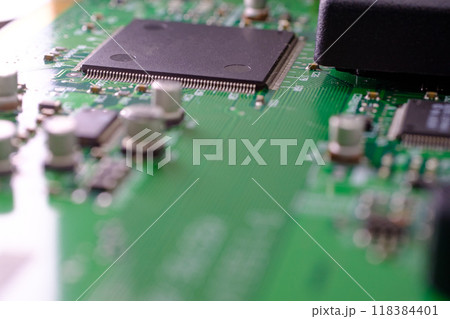 コンピューター上の基盤AI 118384401