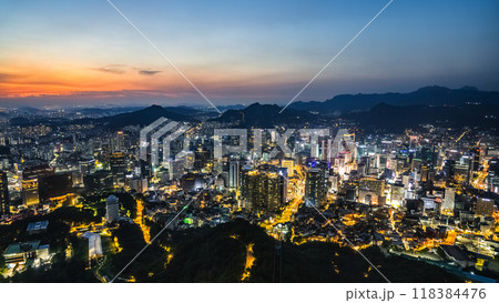 韓国 南山ソウルタワーから眺めるソウルの夜景 韓国 南山ソウルタワーから眺めるソウルの夜景 118384476