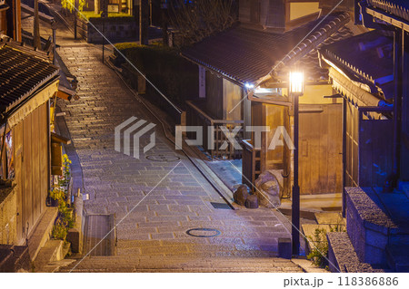 京都 産寧坂(三年坂) 夜景 京都 産寧坂(三年坂) 夜景 118386886