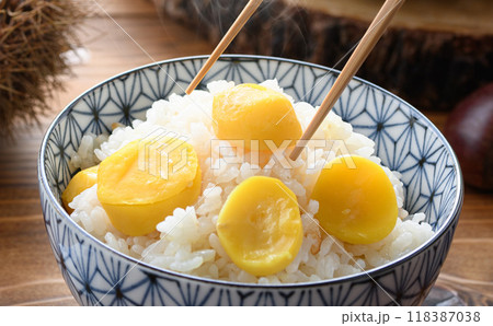 秋の味覚 栗ご飯 秋の味覚 栗ご飯 118387038