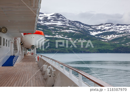 アラスカ 118387970