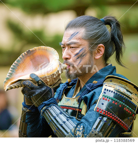 ホラ貝を吹く侍 118388569