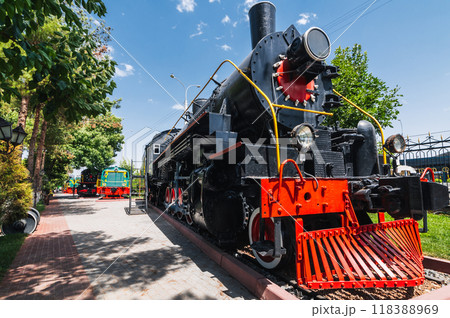 A railway locomotive with large wheels in the Tashkent Museum 118388969