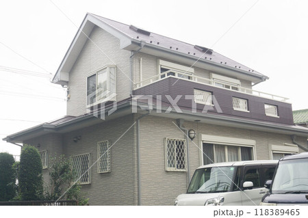 越屋根　戸建て住宅 118389465