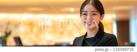 3:1 ホテルスタッフのイメージ05 118389710