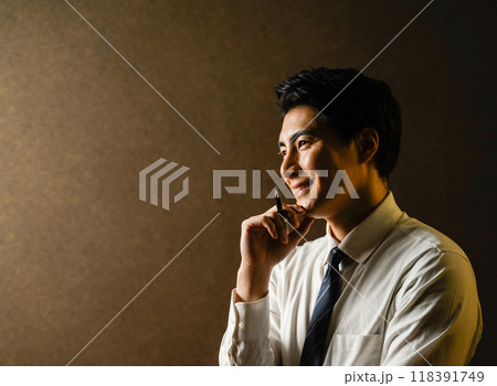 格好いい男性ポートレート 格好いい男性ポートレート 118391749