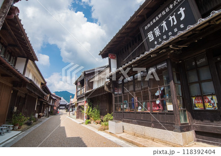 《関宿・中町の町並み》旧東海道・三重県・古い町並み 118392404