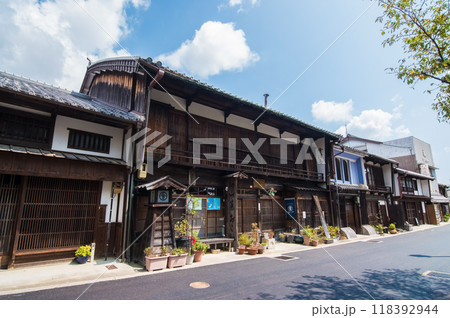 《関宿・地蔵院門前の町並み》旧東海道・三重県・古い町並み 《関宿・地蔵院門前の町並み》旧東海道・三重県・古い町並み 118392944