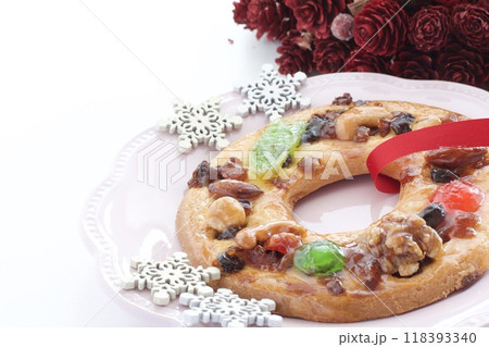 クリスマスのお菓子ボーロレイ クリスマスのお菓子ボーロレイ 118393340