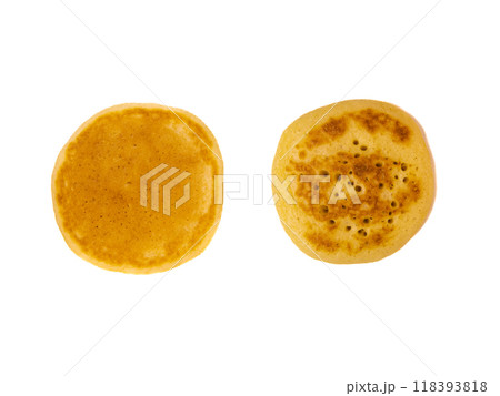 Close up Cocktail Blinis or mini blinis on white background 118393818