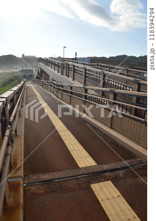 歩道橋（道の駅 神話の里 白うさぎ／鳥取県鳥取市白兎613） 118394294