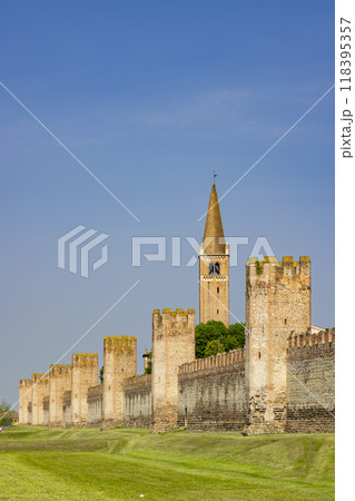 Ancient walls of Montagnana, Padova province, Veneto, Italy 118395357