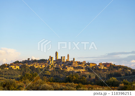 San Gimignano, UNESCO site, Tuscany, Italy 118396251