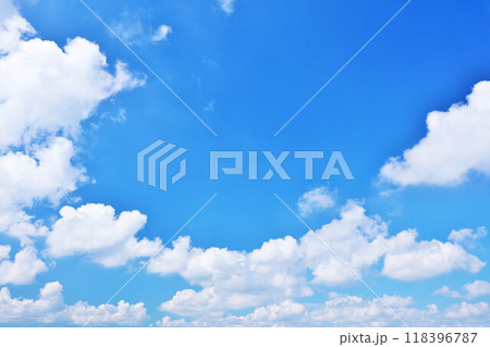 夏の青空と雲 夏の青空と雲 118396787