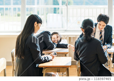 高校生の休み時間 118397465