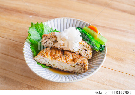 がんもどきの煮物　大根おろし添え 118397989