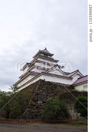 戊辰戦争の部隊となった若松城（鶴ヶ城） 118399987
