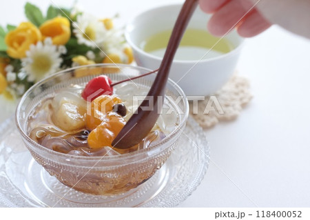 みつ豆と日本茶 118400052