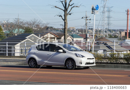 コンパクトカー 道路走行 コンパクトカー 道路走行 118400083