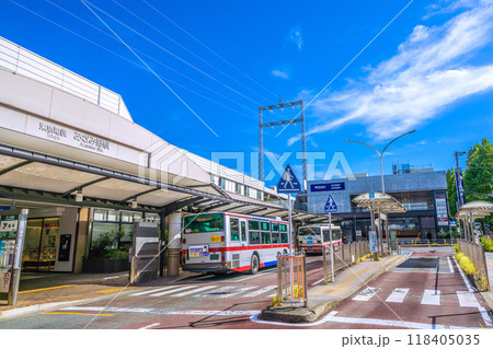 日本の横浜都市景観 9月・猛烈な暑さ続く…あざみ野駅などを望む 118405035