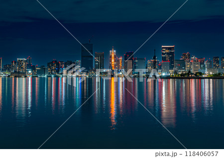 東京の夜景　東京タワーと麻布台 118406057