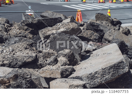 アスファルト舗装の撤去 アスファルト舗装の撤去 118407755