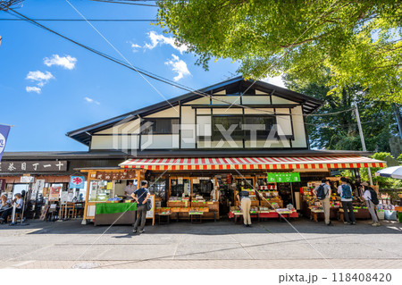 高尾山口 ケーブルカー高尾山駅周辺の風景 高尾山口 ケーブルカー高尾山駅周辺の風景 118408420