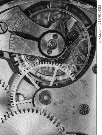 old clockwork, metal gears close up 118409882