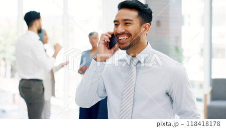 Phone call, professional manager and man laughing at funny joke, business humour and consulting real estate contact. Team leader, comedy and realtor talking, planning or speaking on mobile smartphone 118418178