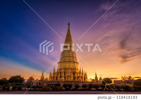 The pagoda is named Phra Mahathat Chedi Si Wiang Chai located in Li District, Lamphun Province, Thailand. The pagoda is named Phra Mahathat Chedi Si Wiang Chai located in Li District, Lamphun Province, Thailand. 118418193