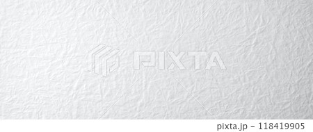 しわ加工のある白い紙の背景テクスチャー しわ加工のある白い紙の背景テクスチャー 118419905