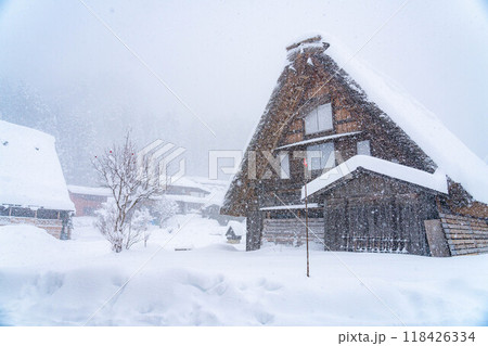 【世界遺産】豪雪の白川郷【岐阜県】 【世界遺産】豪雪の白川郷【岐阜県】 118426334