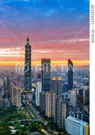 Taipei cityscape at sunset in Taiwan. 118428586