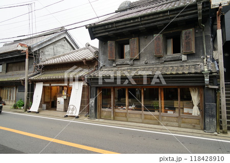 千葉県香取市佐原の街並みの風景 千葉県香取市佐原の街並みの風景 118428910