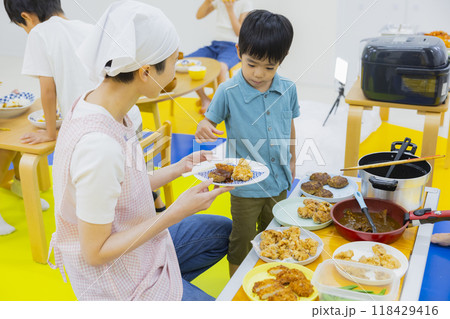食育 調理実習イメージ 食育 調理実習イメージ 118429416