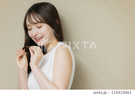 ストレートヘアの女性 ストレートヘアの女性 118429861