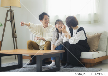 家族の楽しいイメージ 家族の楽しいイメージ 118429929