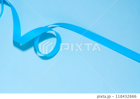 青色のリボン 青色のリボン 118432666
