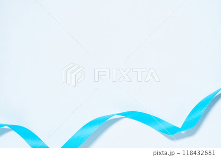 青色のリボン 118432681