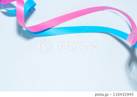 青とピンクのリボン 青とピンクのリボン 118432945