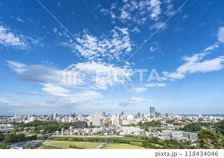 仙台城跡（青葉城）から見た秋の仙台市街　俯瞰　仙台市青葉区 118434046