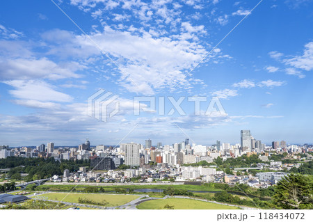 仙台城跡（青葉城）から見た秋の仙台市街　俯瞰　仙台市青葉区 118434072