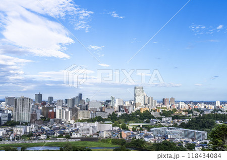 仙台城跡（青葉城）から見た秋の仙台市街　俯瞰　仙台市青葉区 118434084
