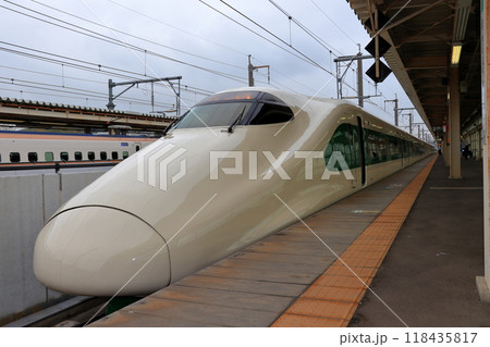 E2系J66編成　200系カラー　本庄早稲田 118435817