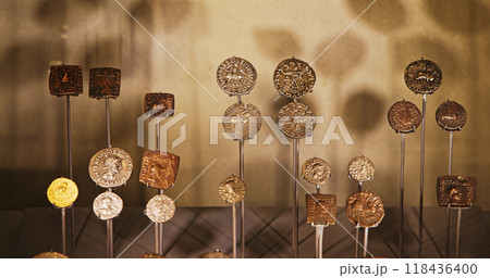 Ancient Statue Of Dancing Vaishnavi - Shakti Of Preserver-god Shri Vishnu. She Holds Shankha conch , Chakra discus . One Of Matrikas, Group Of Seven Mother Goddesses In Hindu Religion 118436400