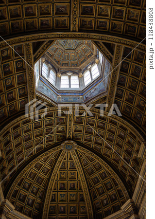 フランス　フォンテーヌブロー城の内観・外観 118438808