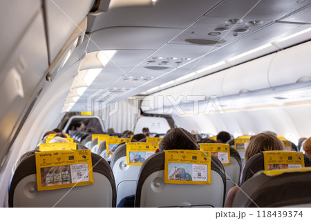 アイルランド ダブリンへ向かう 飛行機・空港 アイルランド ダブリンへ向かう 飛行機・空港 118439374